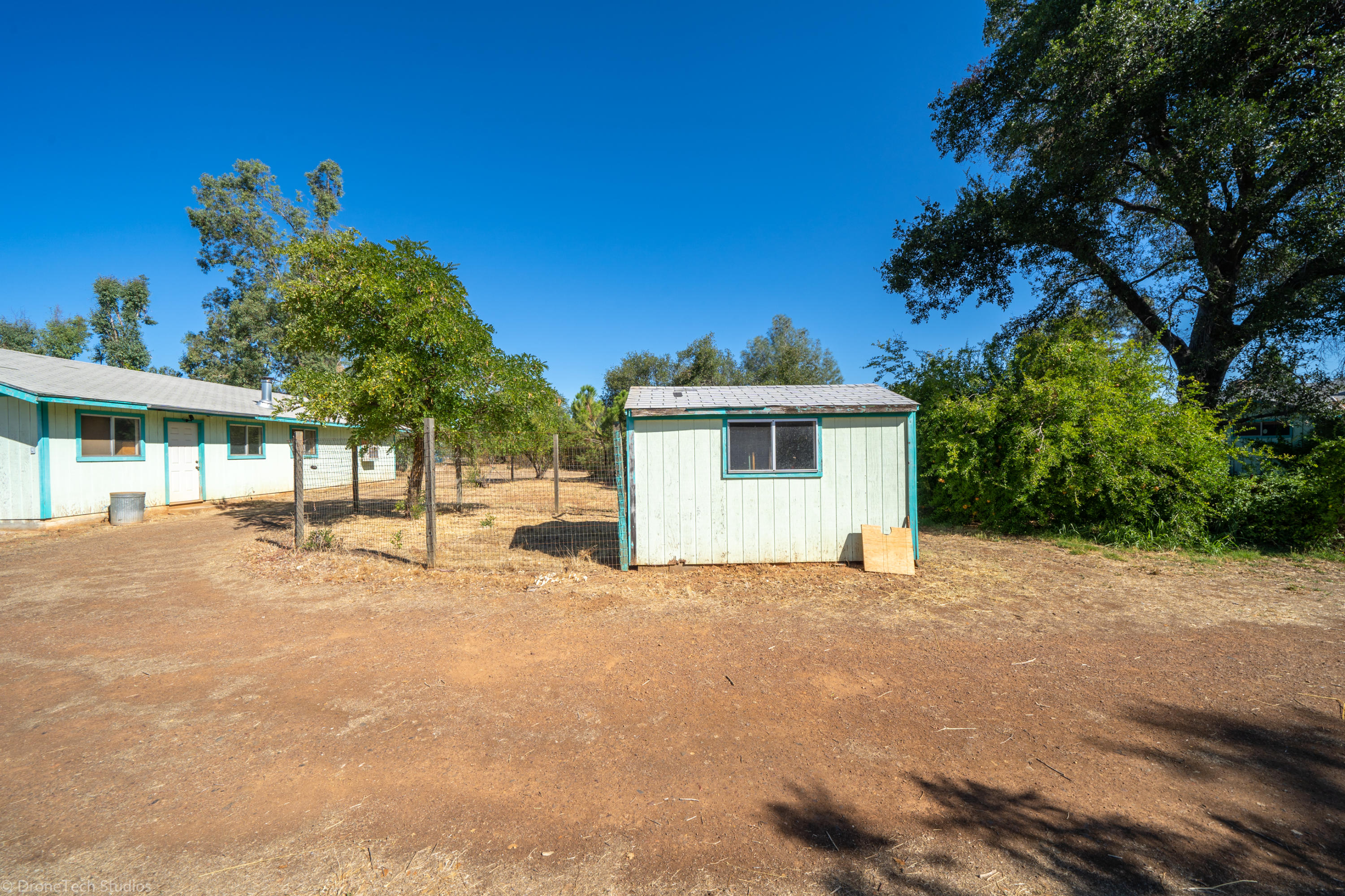9962 Winegar Road Redding, CA 96003 - Photo 17 of 74 9962 Winegar Rd-35