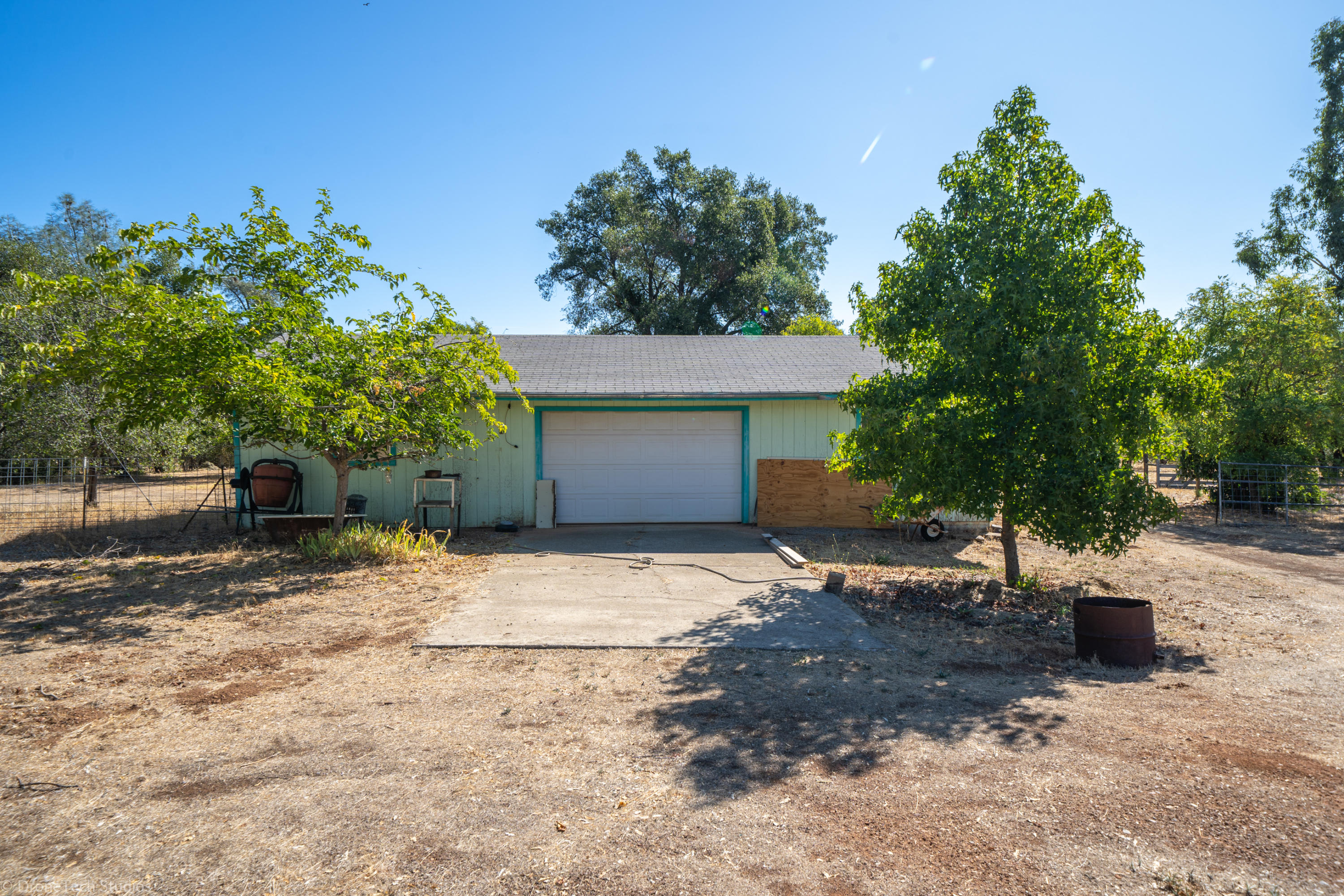 9962 Winegar Road Redding, CA 96003 - Photo 21 of 74 9962 Winegar Rd-39