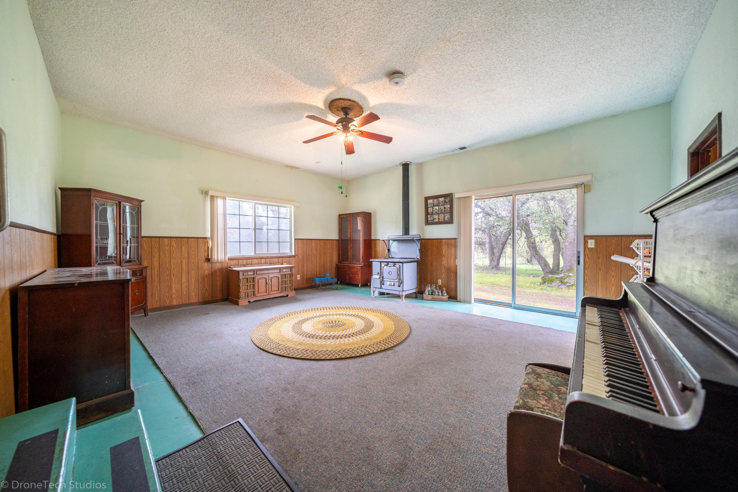 9962 Winegar Road Redding, CA 96003 - Photo 57 of 74 9962 Winegar Rd Reshoot-7
