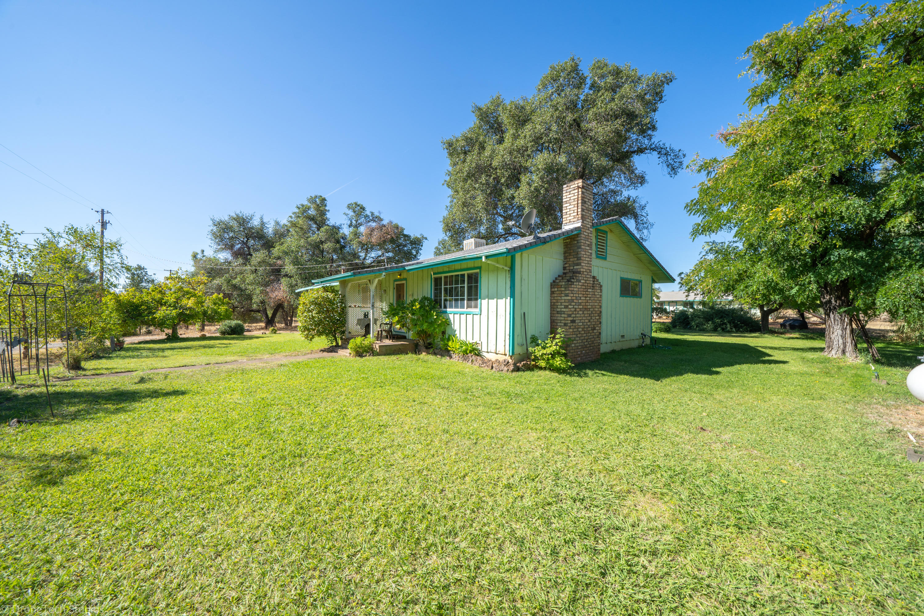 9962 Winegar Road Redding, CA 96003 - Photo 10 of 74 9962 Winegar Rd-7