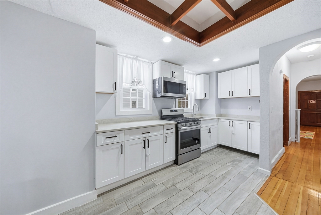 100 Nightingale Street Boston, MA 02124 - Photo 3 of 40