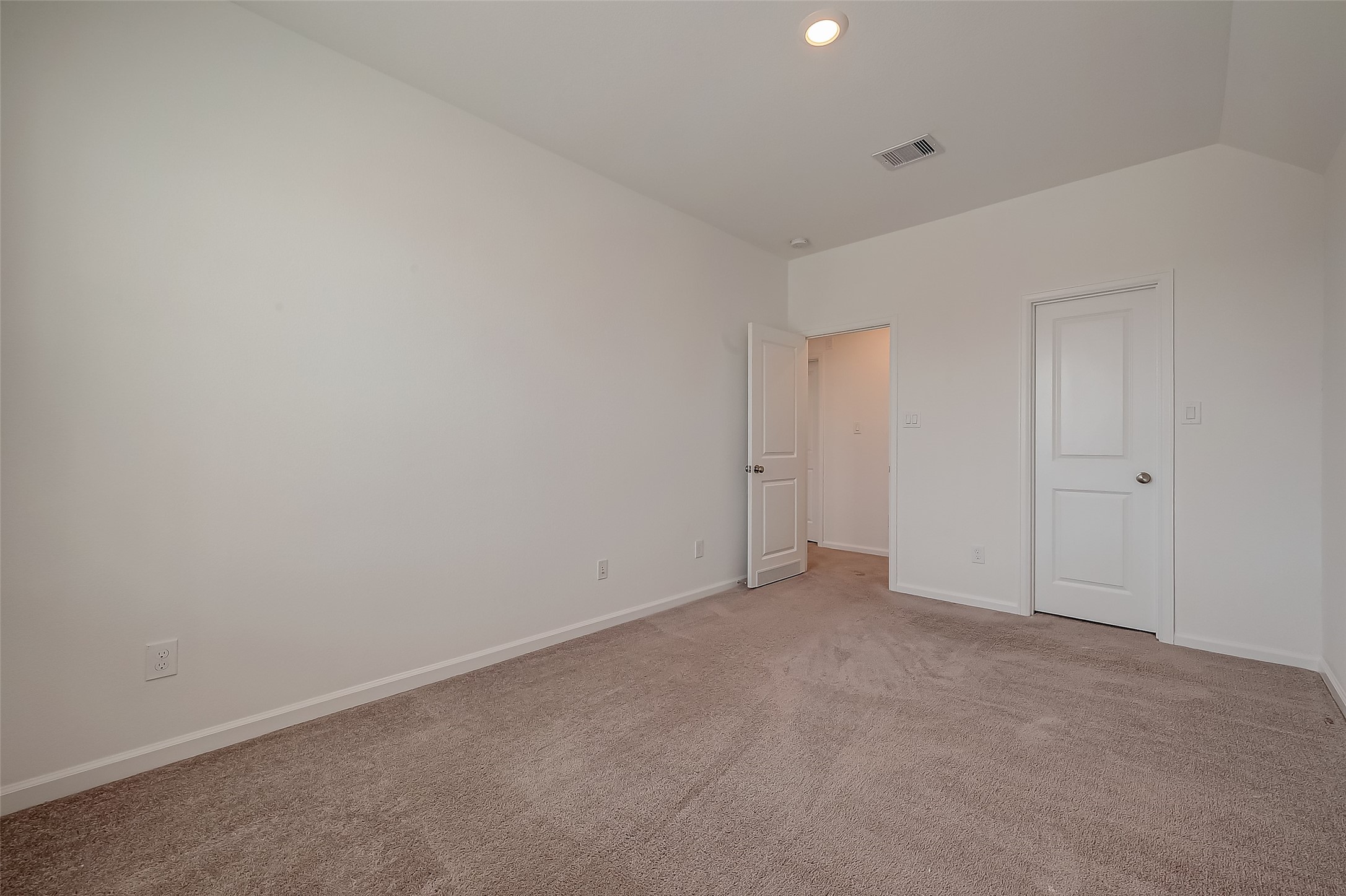 5010 Slate Prt Court Rosenberg, TX 77469 - Photo 21 of 39 a view of an empty room
