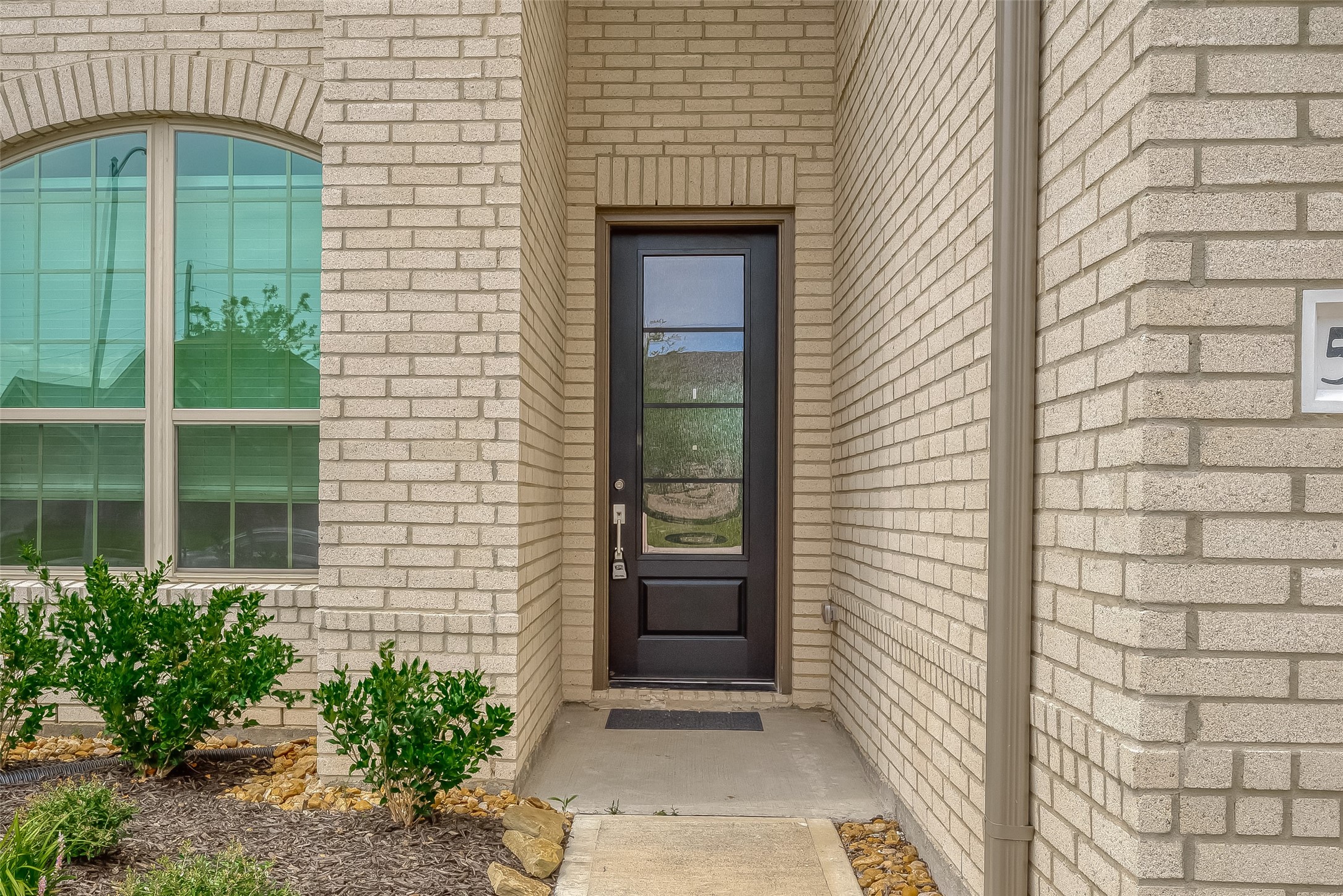 5010 Slate Prt Court Rosenberg, TX 77469 - Photo 3 of 39 a view of front door of house