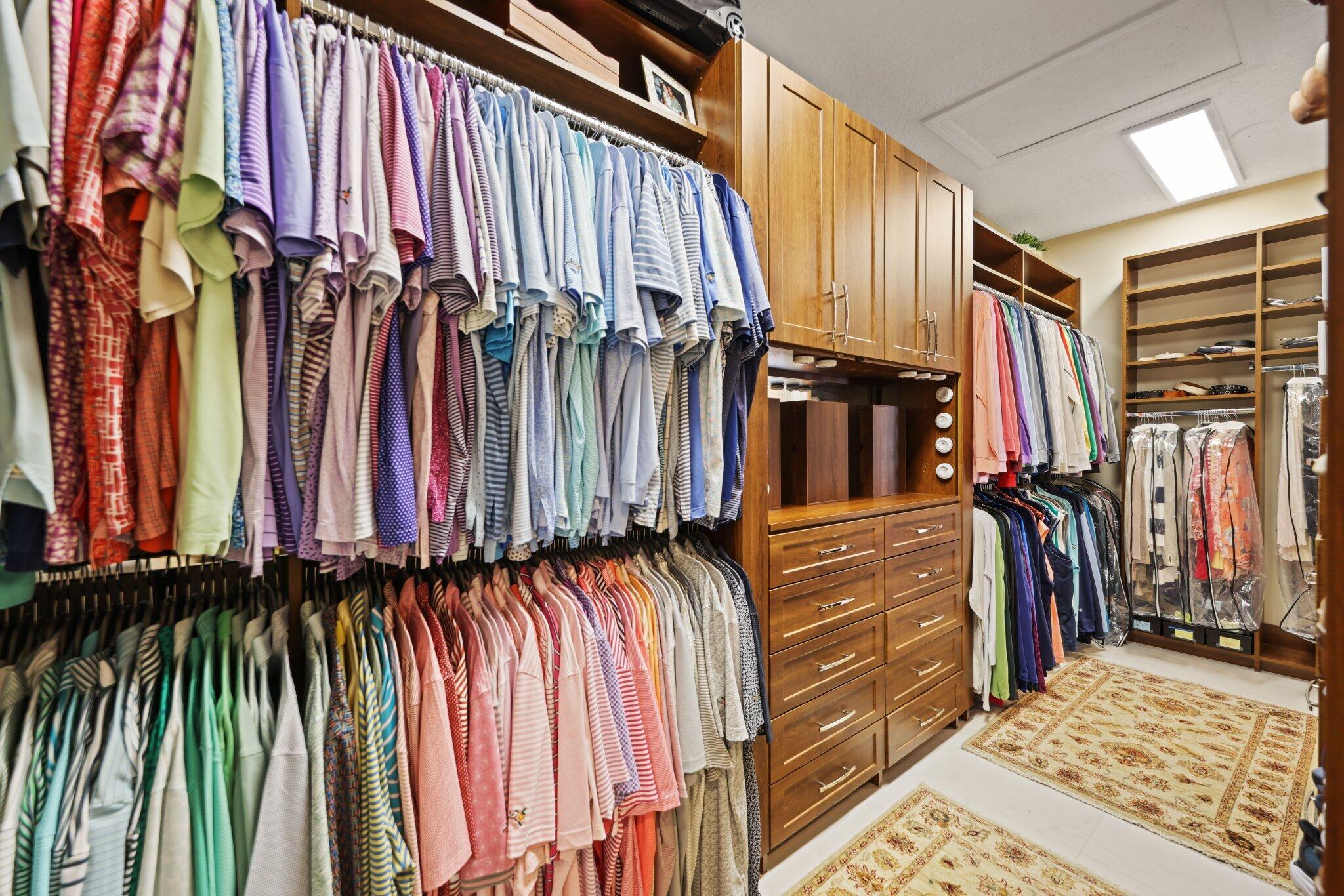 7039 Mandarin Drive Boca Raton, FL 33433 - Photo 21 of 53 Custom Closet