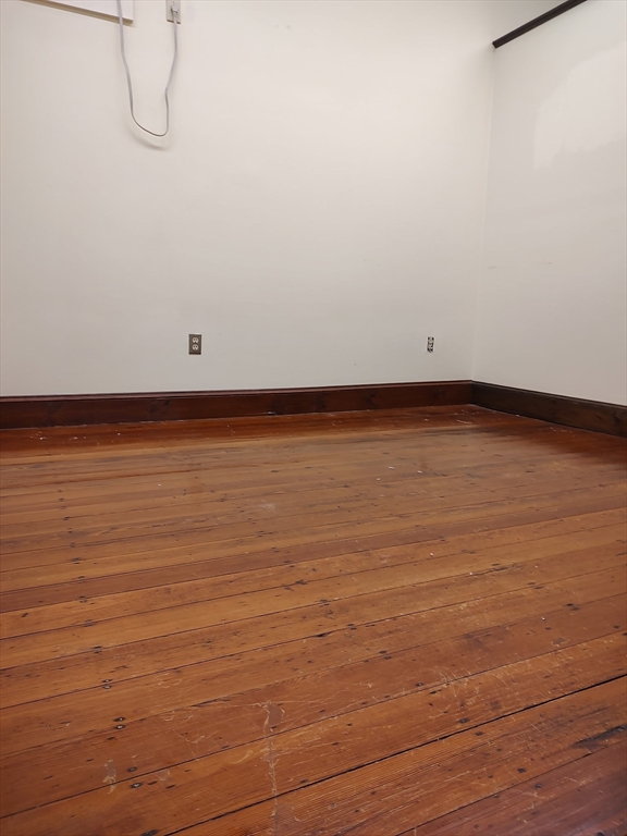 3 Elm Street, Unit LEFT Framingham, MA 01701 - Photo 5 of 8