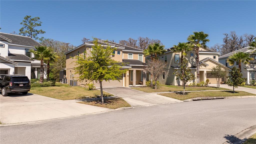 4561 Cabello Loop Kissimmee, FL 34746 - Photo 3 of 100