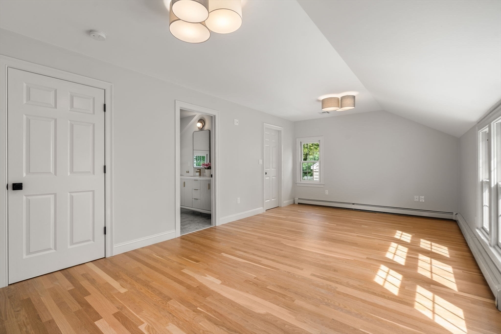 443 Great Plain Avenue Needham, MA 02492 - Photo 13 of 19