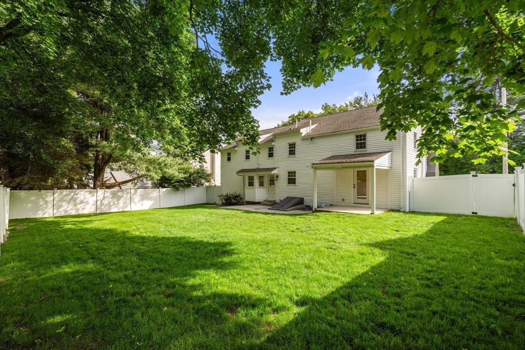 443 Great Plain Avenue Needham, MA 02492 - Photo 17 of 19