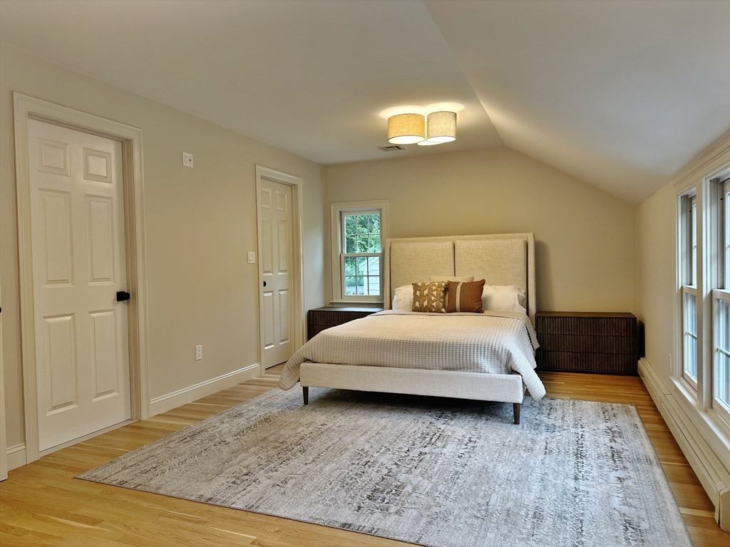 443 Great Plain Avenue Needham, MA 02492 - Photo 8 of 19