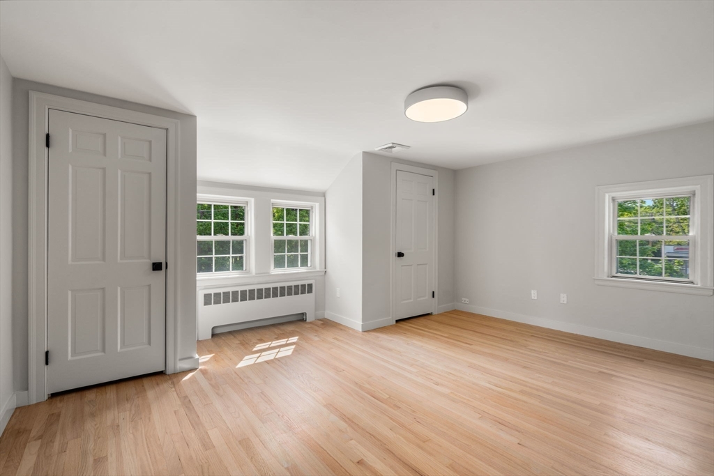 443 Great Plain Avenue Needham, MA 02492 - Photo 9 of 19