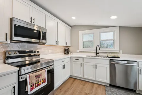 $180,000 | 4928 North 107th Street, Milwaukee, WI 53225