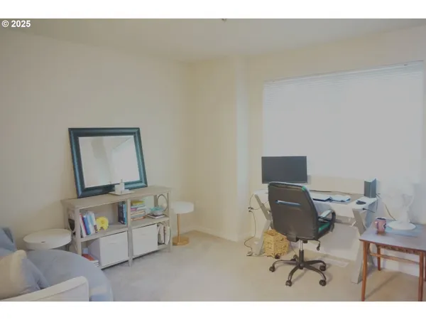 $359,900 | 188 Northeast 79th Avenue, Hillsboro, OR 97006