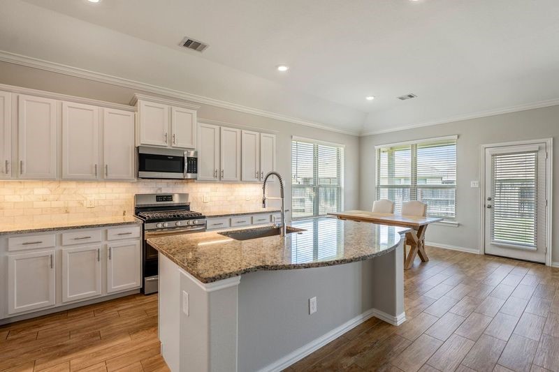 4411 Mimic Drive Spring, TX 77386 - Photo 10 of 40