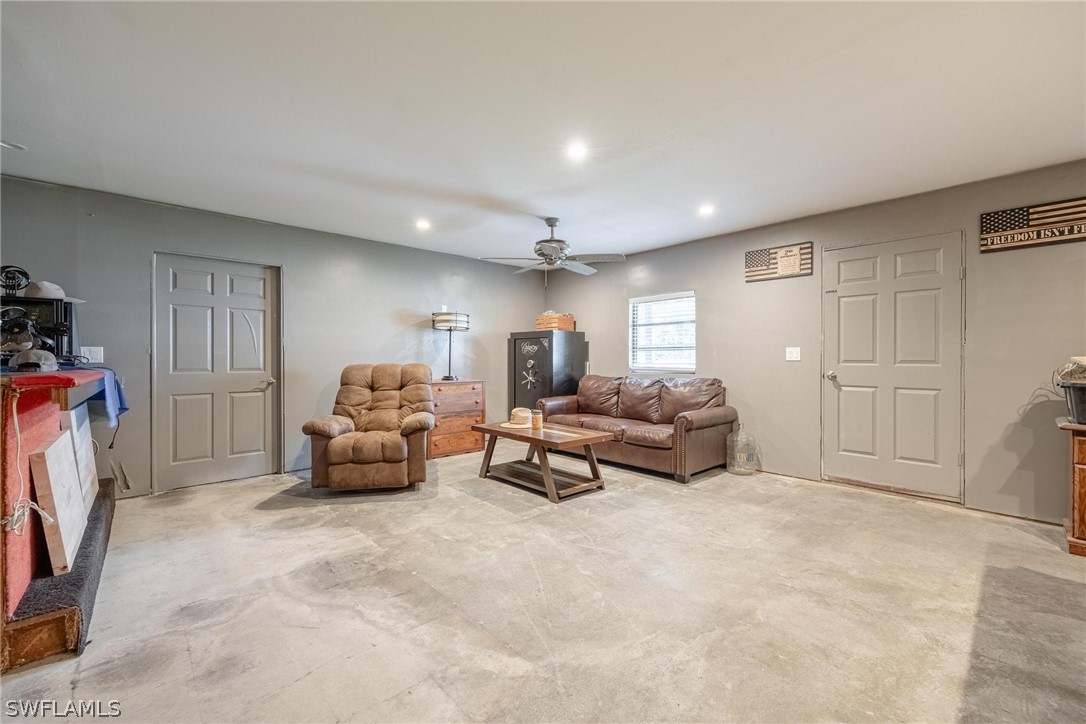 19600 Skipper Road North Fort Myers, FL 33917 - Photo 23 of 36 Gallery Image 23