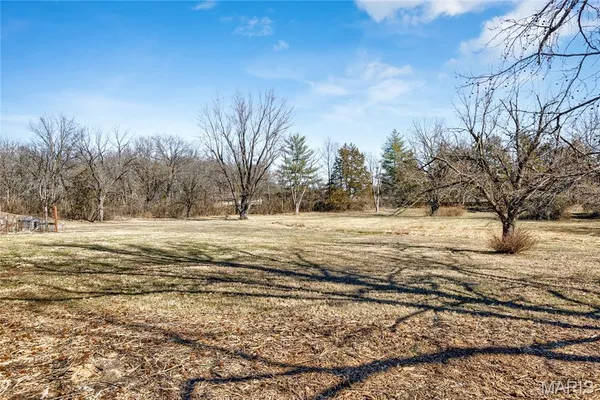 $769,000 | 32 Weldon Spring Heights Drive, Weldon Spring, MO 63304