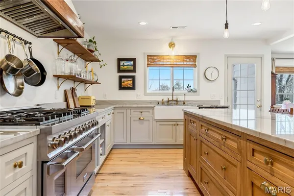 $769,000 | 32 Weldon Spring Heights Drive, Weldon Spring, MO 63304