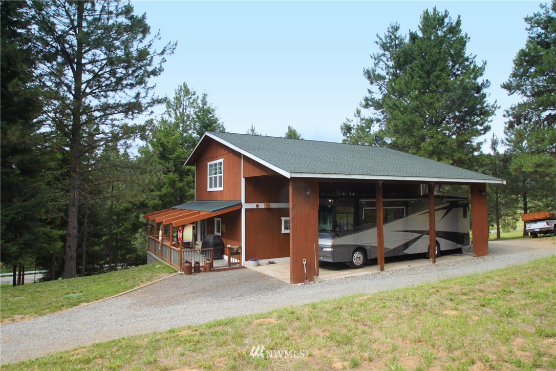 290 Nelson Siding Road Cle Elum, WA 98922 - Photo 2 of 20