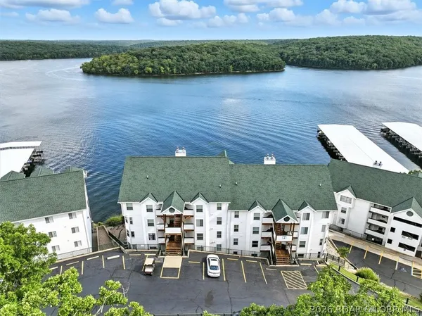 $349,000 | 222 Park Pl Lane, Unit 3A, Kaiser, MO 65047
