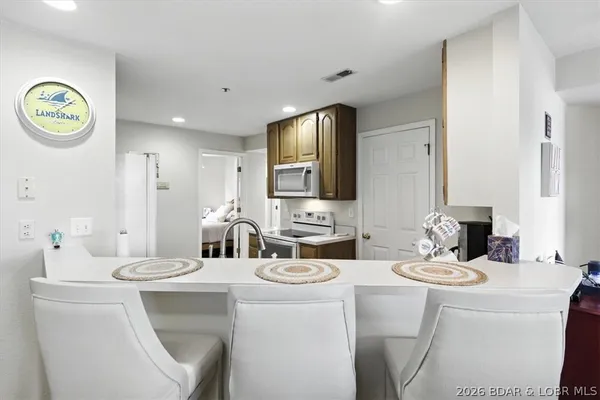$349,000 | 222 Park Pl Lane, Unit 3A, Kaiser, MO 65047