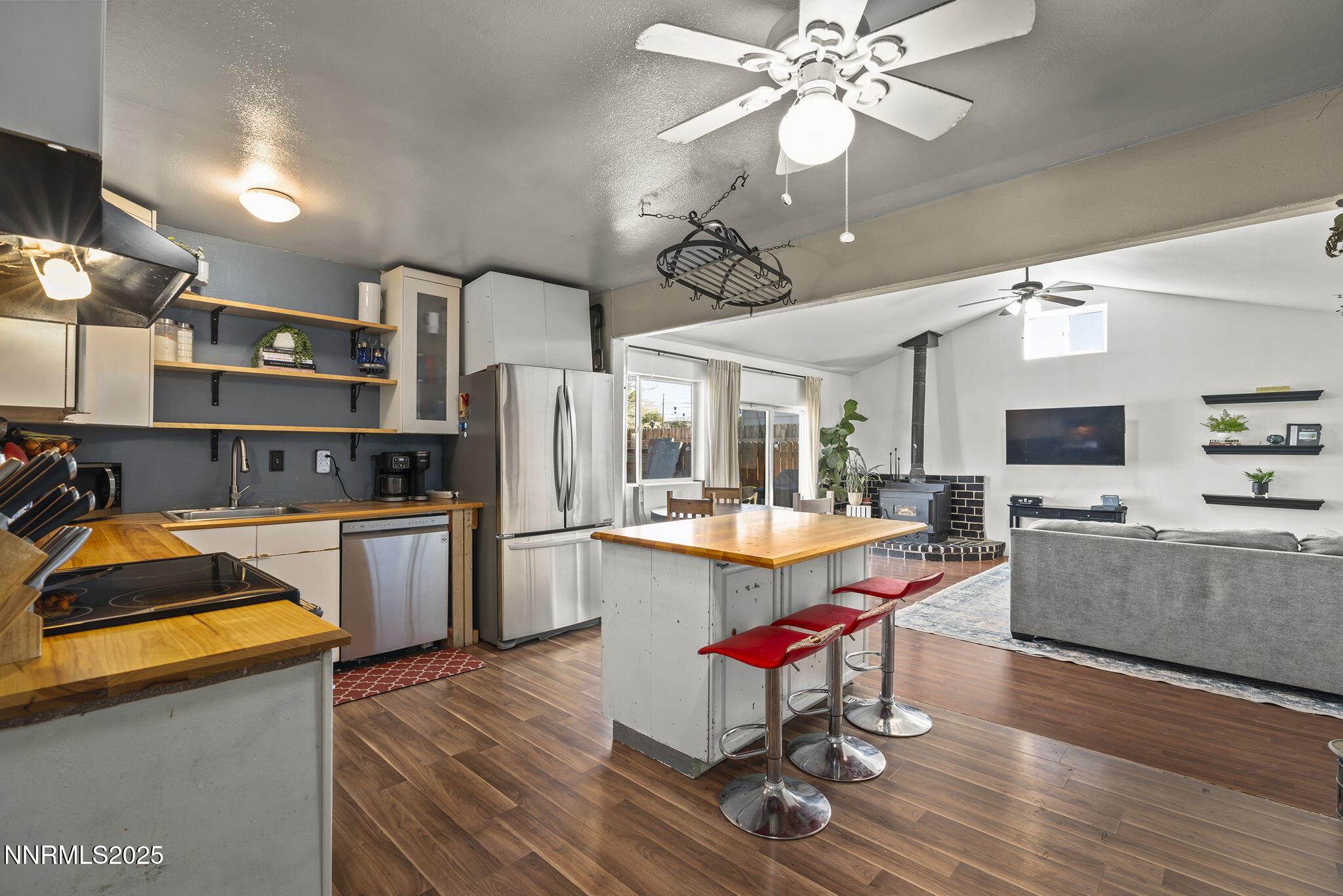 590 Colby Lane Reno, NV 89506 - Photo 11 of 32 11-web-or-mls-_DSC6772