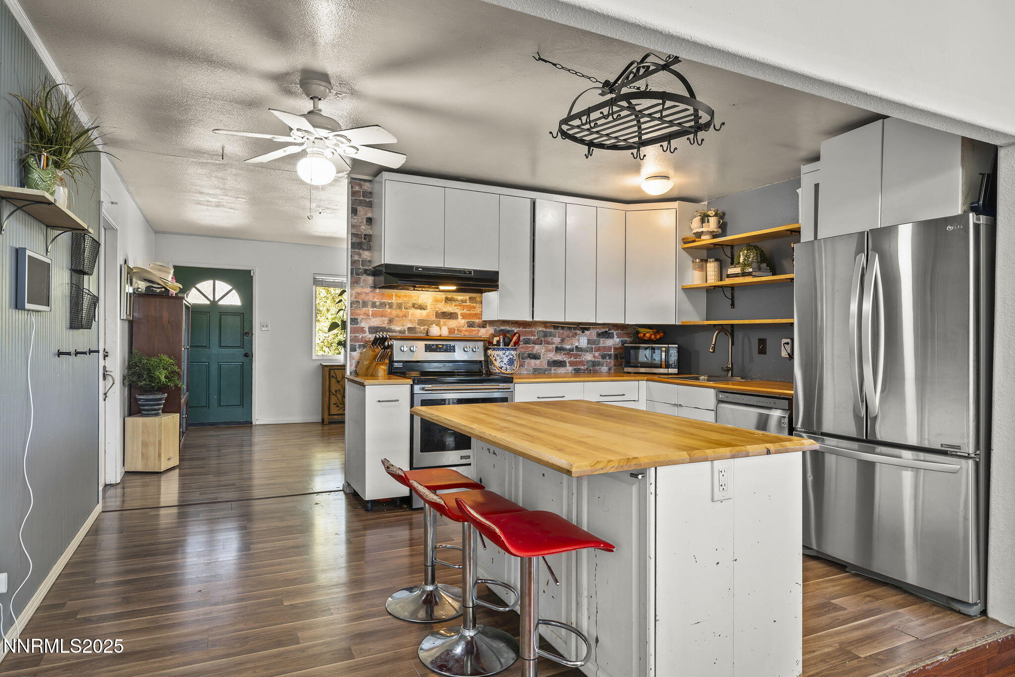 590 Colby Lane Reno, NV 89506 - Photo 12 of 32 12-web-or-mls-_DSC6777