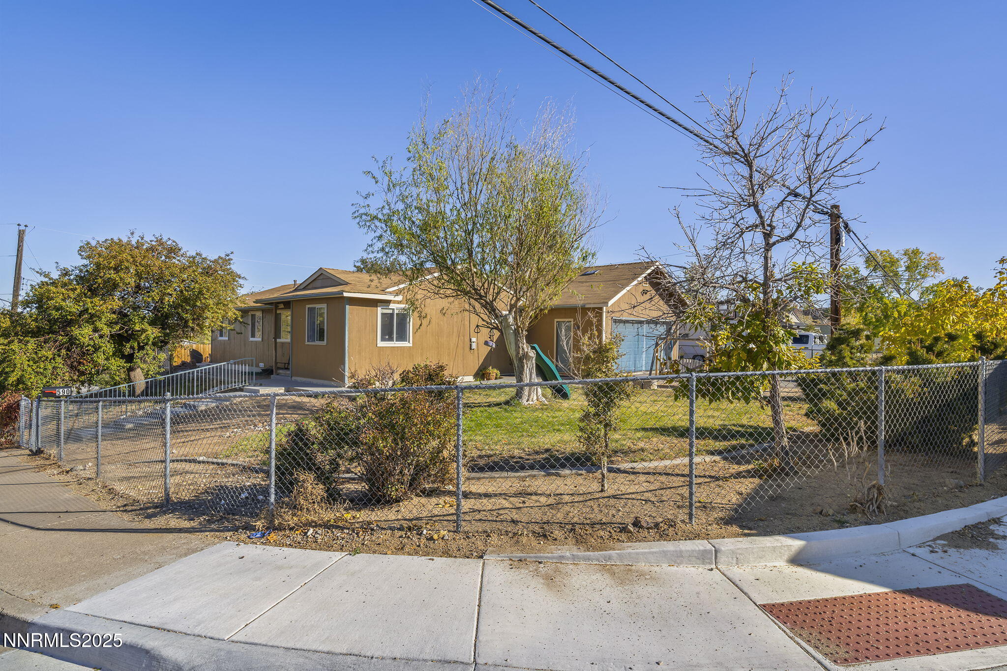 590 Colby Lane Reno, NV 89506 - Photo 3 of 32 1-web-or-mls-_DSC6849