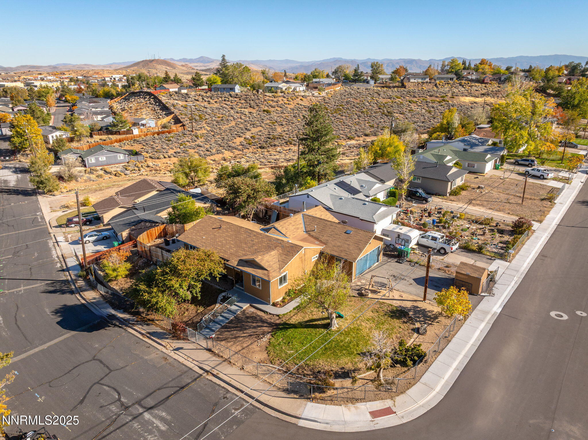 590 Colby Lane Reno, NV 89506 - Photo 7 of 32 7-web-or-mls-DJI_0847