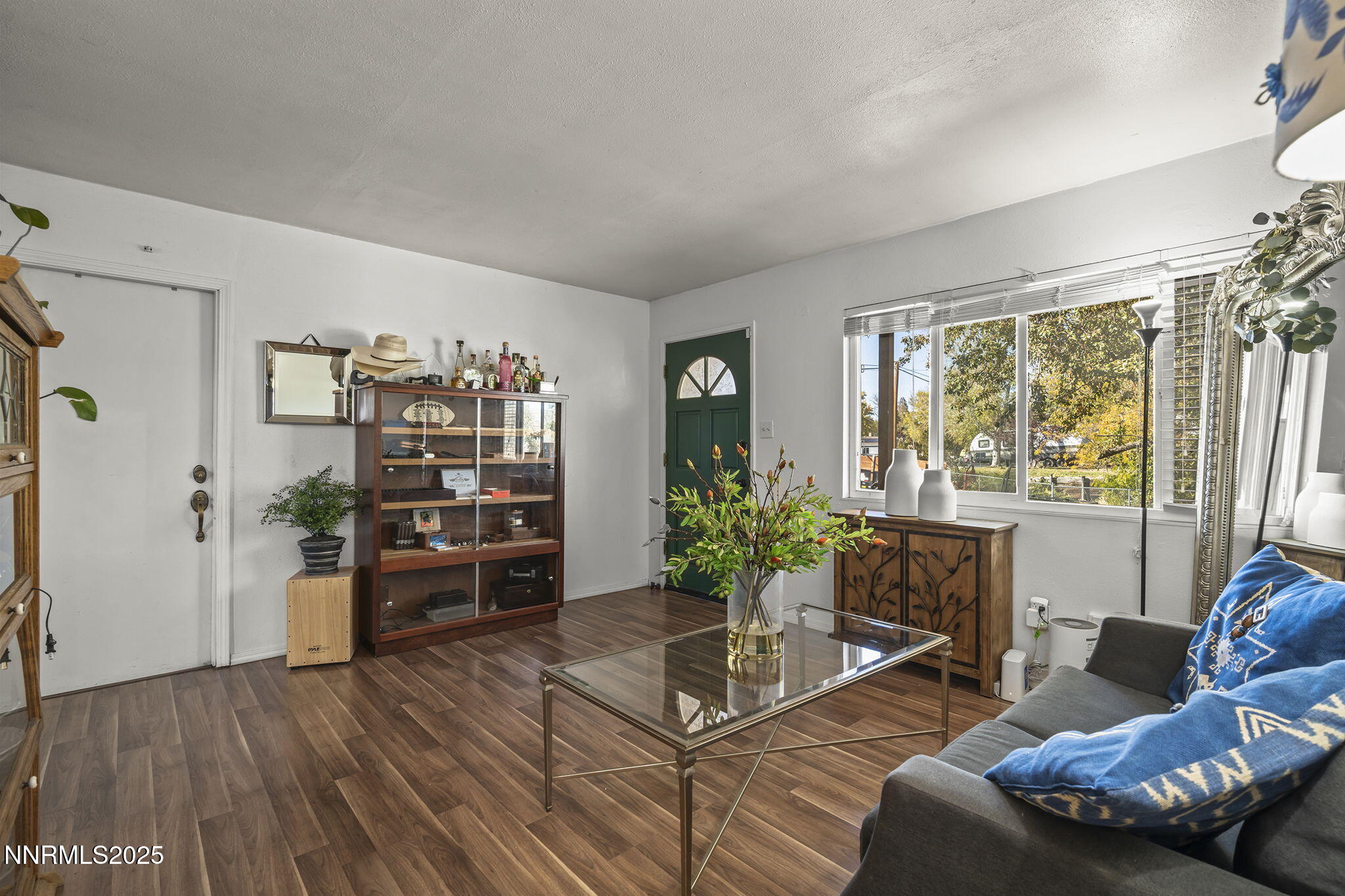 590 Colby Lane Reno, NV 89506 - Photo 10 of 32 10-web-or-mls-_DSC6758