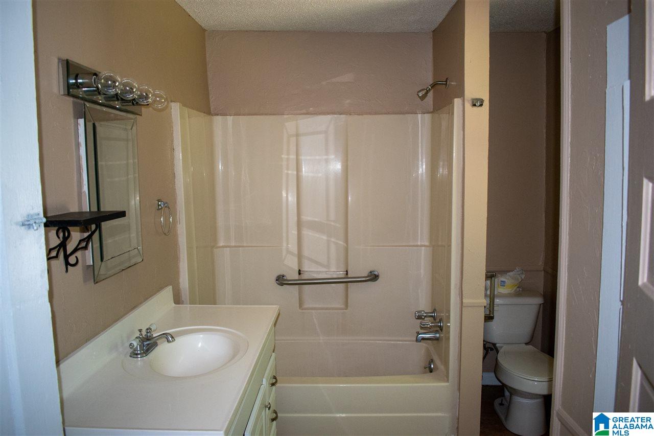 349 Killough Springs Road Birmingham, AL 35215 - Photo 18 of 29