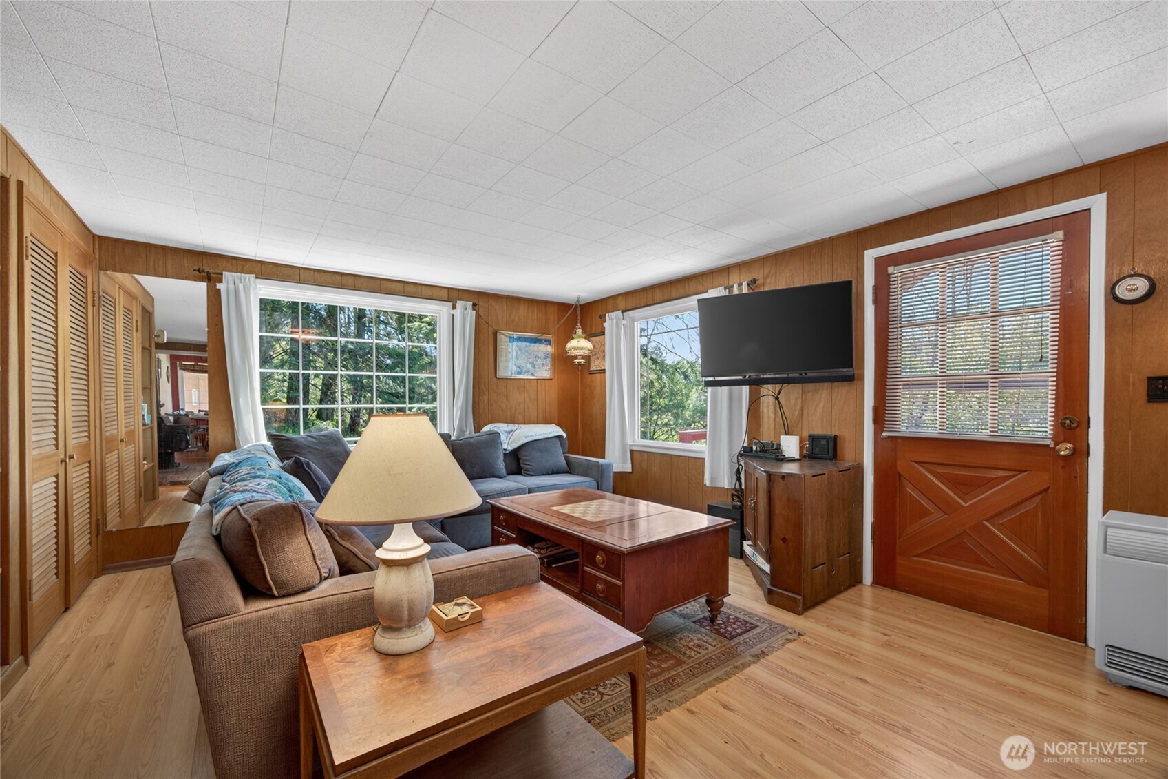 121 Powerhouse Road Packwood, WA 98361 - Photo 5 of 39