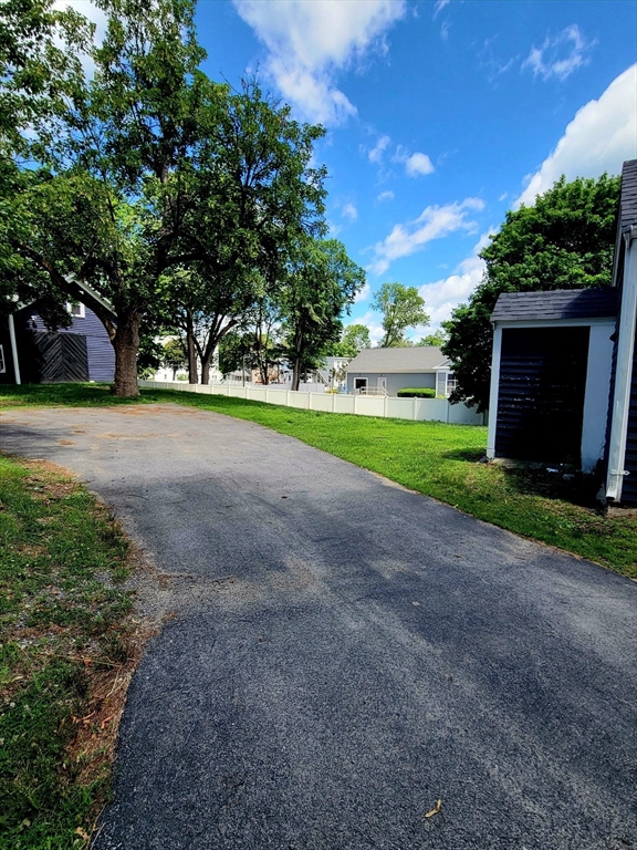 136 Commonwealth Road, Unit 2 Wayland, MA 01778 - Photo 15 of 20
