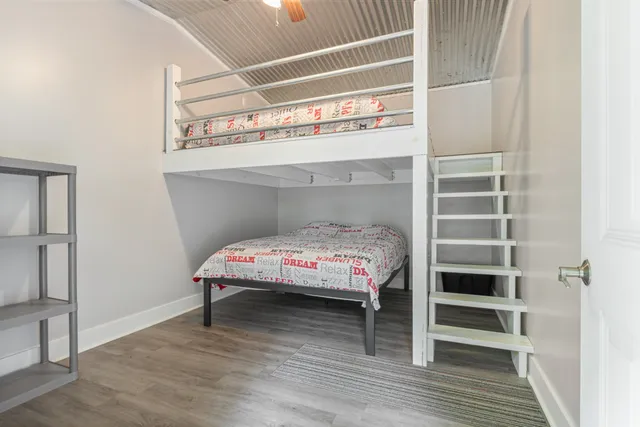 $459,900 | 4053 Deer Creek Road, Linden, TN 37096