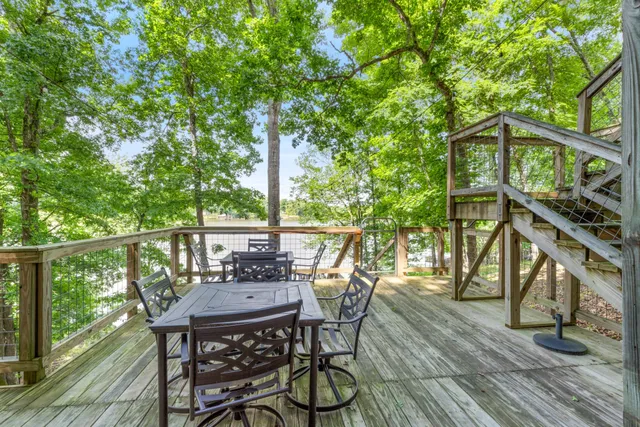 $459,900 | 4053 Deer Creek Road, Linden, TN 37096