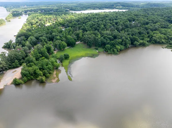 $459,900 | 4053 Deer Creek Road, Linden, TN 37096