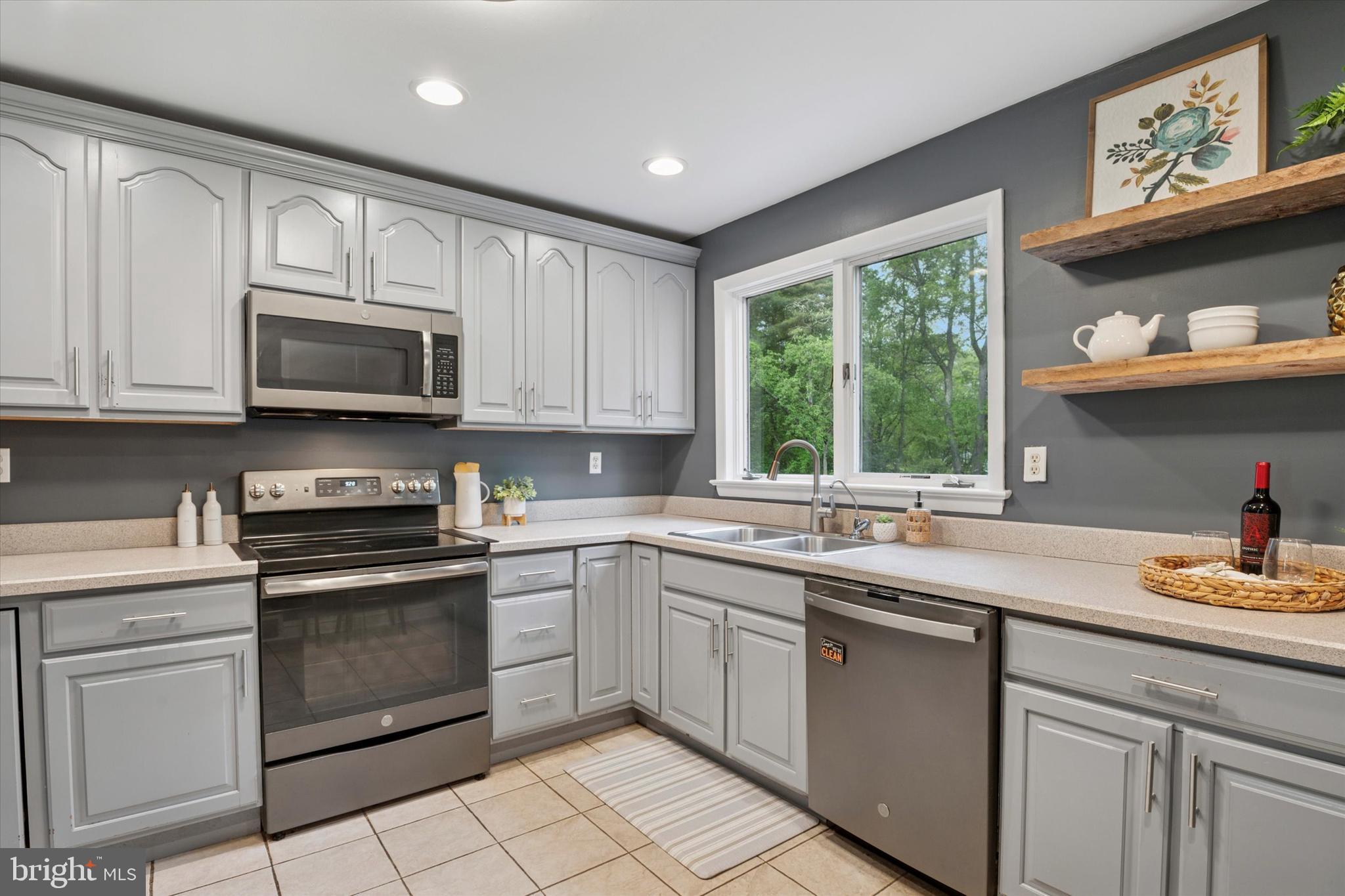 1393 Creek Road Cheyney, PA 19319 - Photo 8 of 45 Kitchen