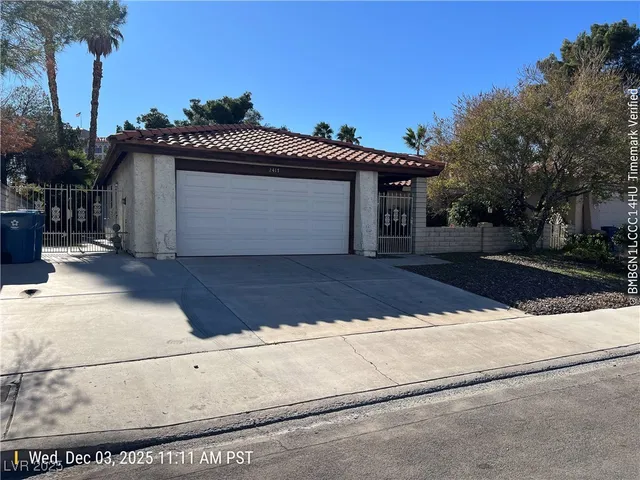 $1,648 | 2417 Lourdes Avenue, Las Vegas, NV 89102