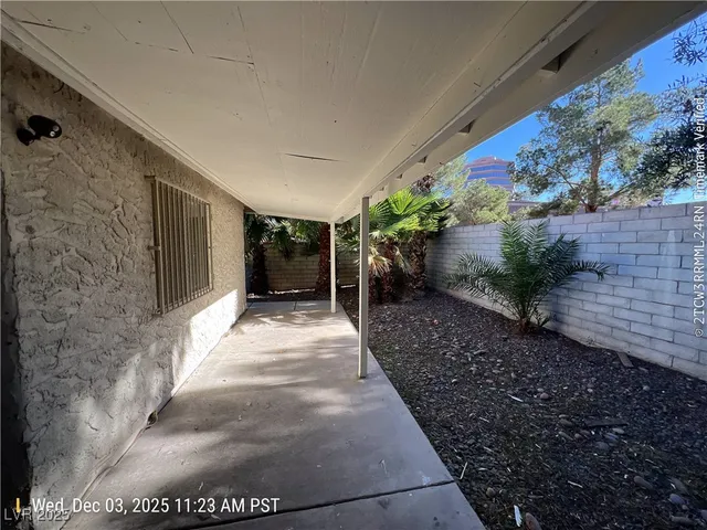 $1,648 | 2417 Lourdes Avenue, Las Vegas, NV 89102