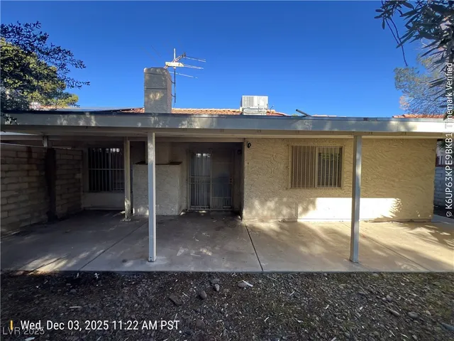 $1,648 | 2417 Lourdes Avenue, Las Vegas, NV 89102