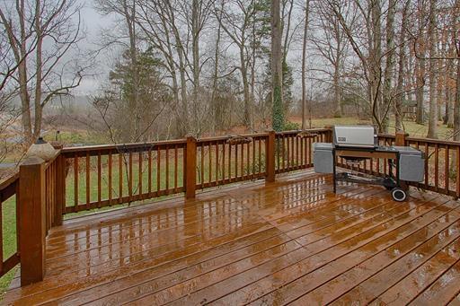 12608 Comblain Road Knoxville, TN 37934 - Photo 22 of 23 Large Deck