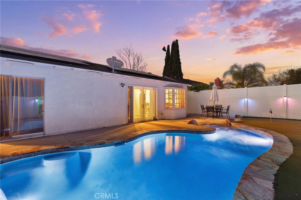 2158 Waldo Street Simi Valley, CA 93065 - Photo 38 of 46 a view of a swimming pool with an outdoor seating