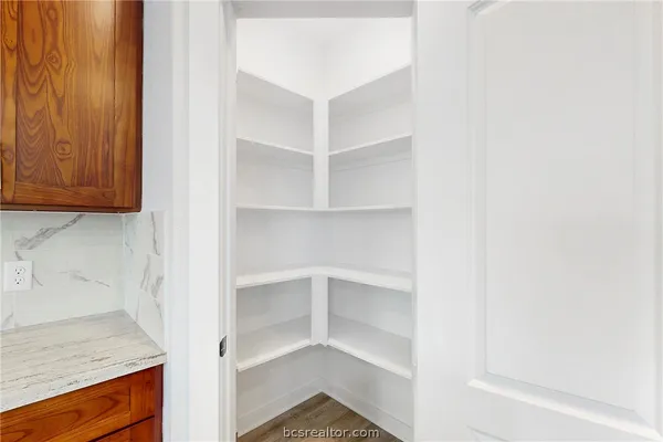 $2,450 | 2109 Jax Drive, College Station, TX 77845