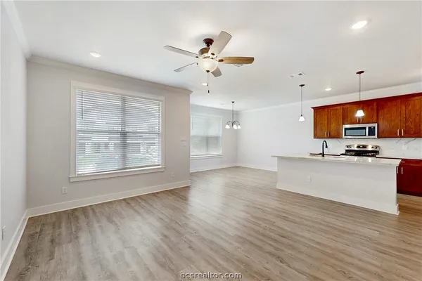 $2,450 | 2109 Jax Drive, College Station, TX 77845