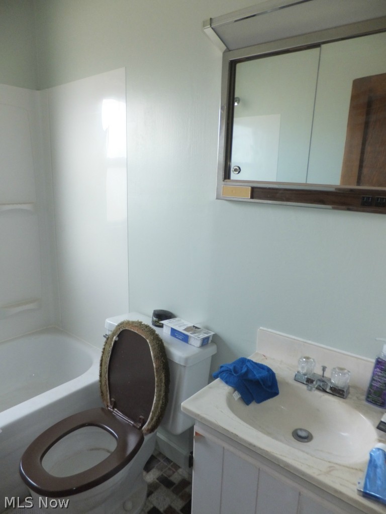 4715 Ridge Road Brooklyn, OH 44144 - Photo 8 of 18
