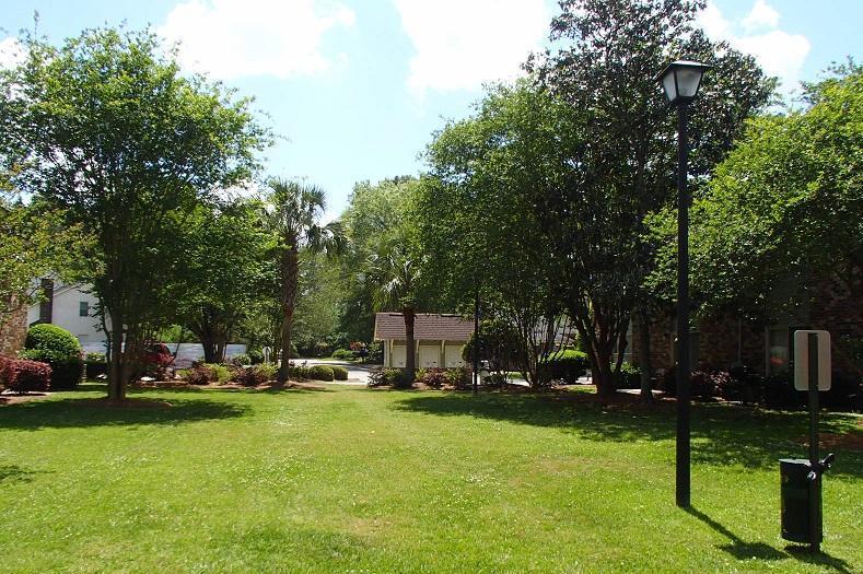 205 Andrea Lane Hanahan, SC 29410 - Photo 23 of 36 23