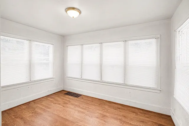 $179,900 | 903 Southworth Terrace, Kalamazoo, MI 49048