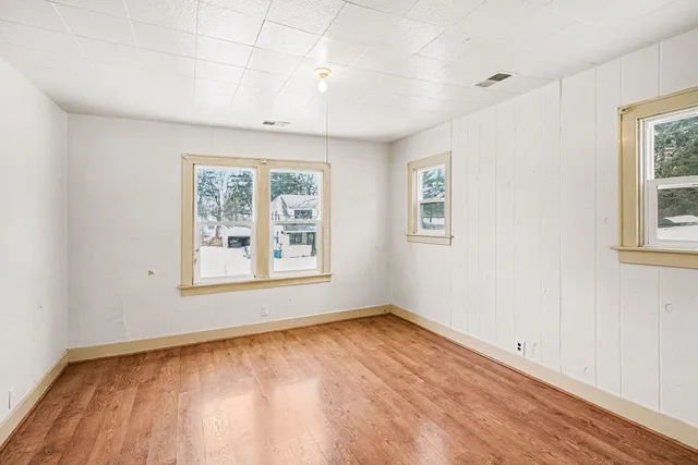 $179,900 | 903 Southworth Terrace, Kalamazoo, MI 49048