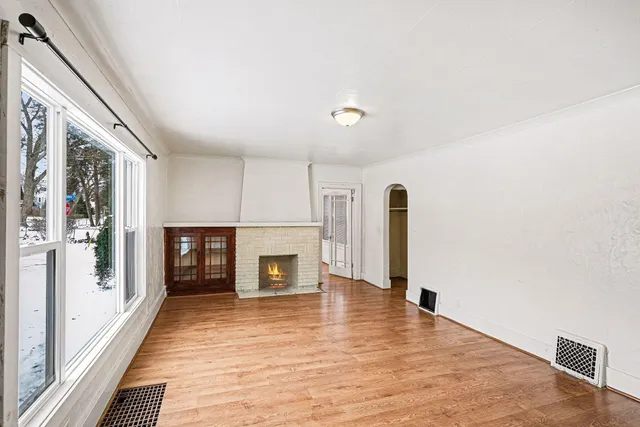 $179,900 | 903 Southworth Terrace, Kalamazoo, MI 49048