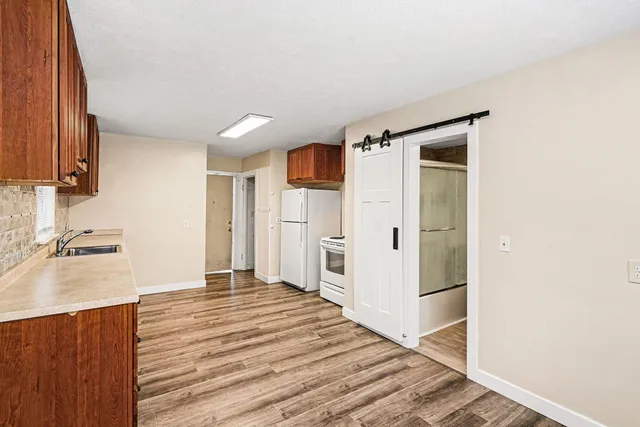 $179,900 | 903 Southworth Terrace, Kalamazoo, MI 49048