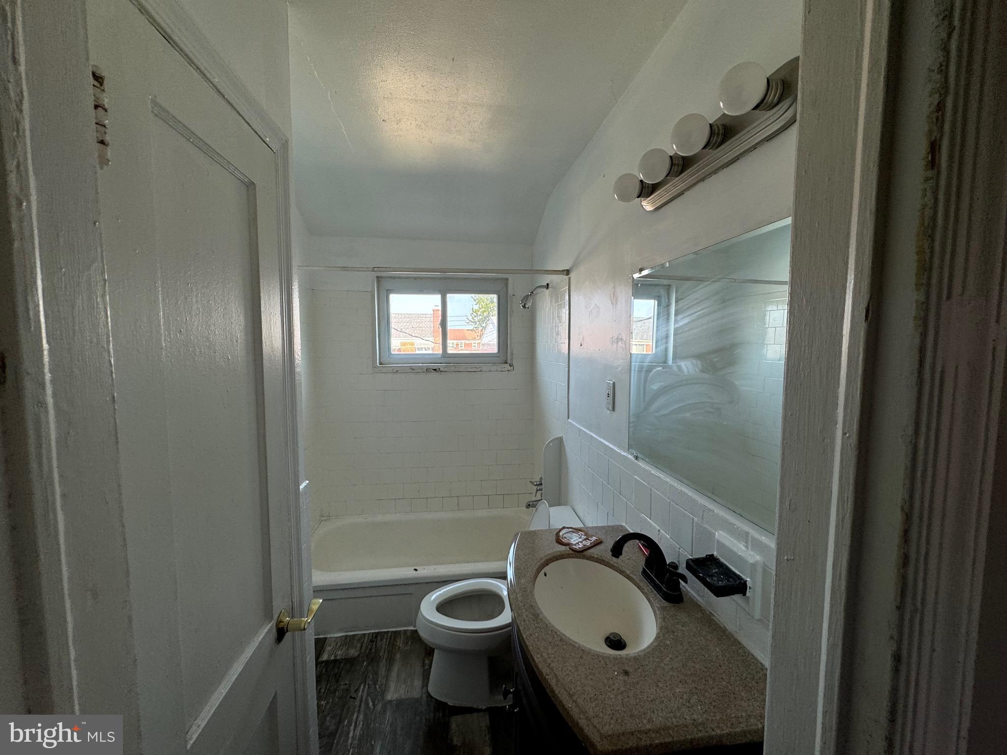 1908 Inverton Road Dundalk, MD 21222 - Photo 13 of 16