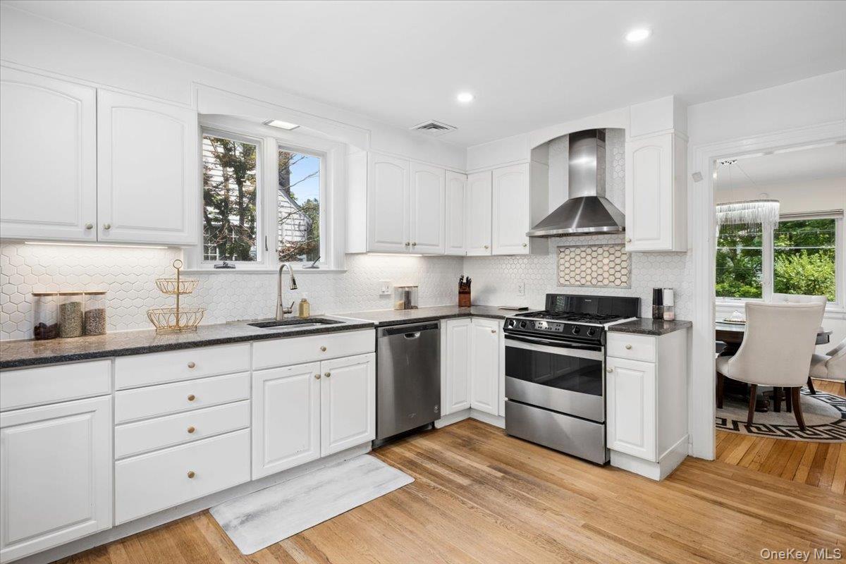 1187 Post Road Scarsdale, NY 10583 - Photo 7 of 22